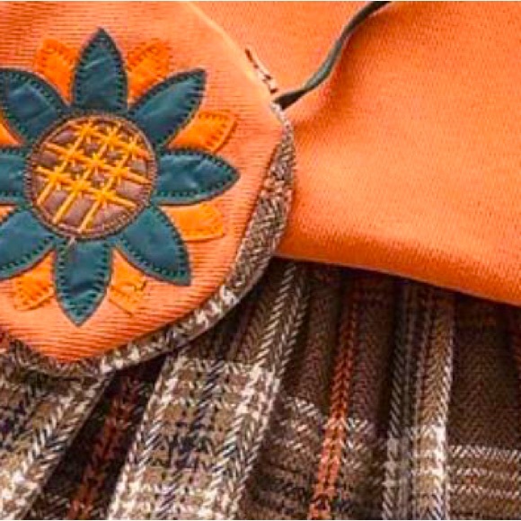 Fall/winter girls long sleeve top, plaited skirt and bag set - Picture 6 of 8